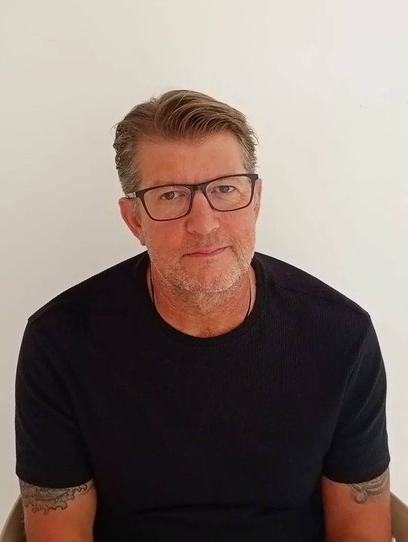 Author of Three Lions English